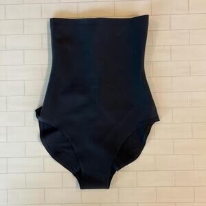 NWOT SKIMS Body Zoned High-Waisted Brief - Onyx - L